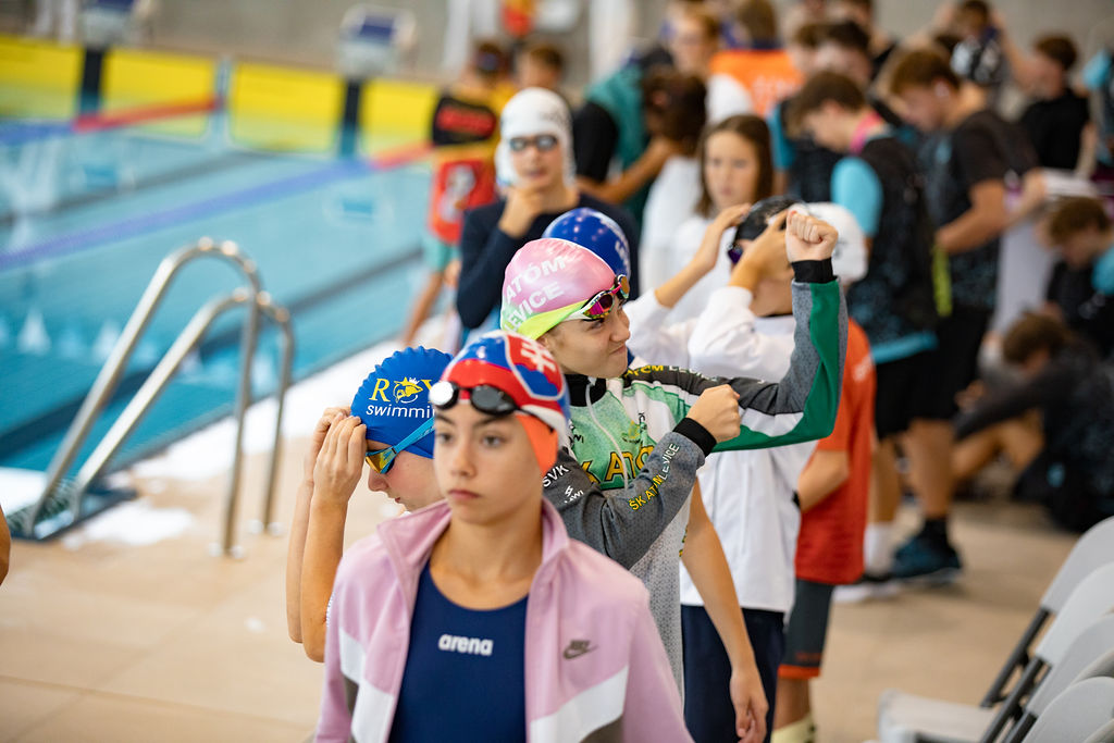 Jednoúrovňová galéria 89